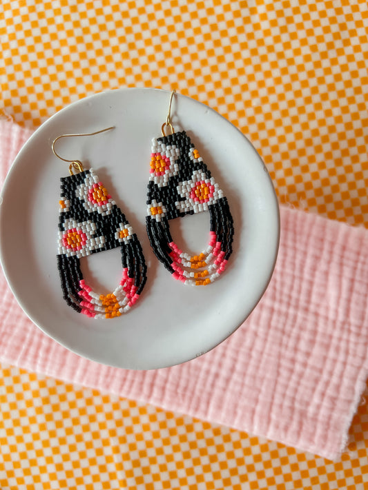 Mod Flower | Beaded Earrings